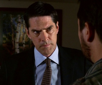 Replay Esprits criminels - S04 E04 - Un petit coin de paradis