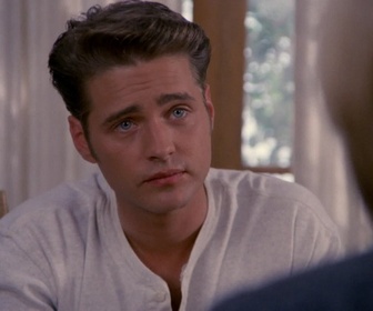 Replay Beverly Hills, 90210 - S05 E16 - Condamné à vie