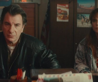 Replay Flashback - S02 E04