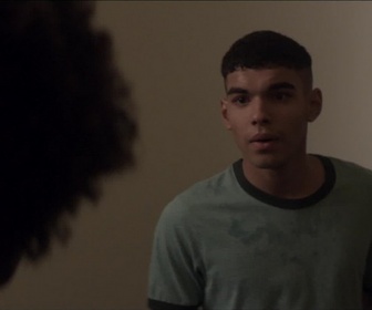 Replay Les grands - S02 E10 - Ma salope à moi