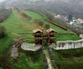 Replay Les grandes énigmes de l'Histoire - S7E5 - La chute de l'empire romain
