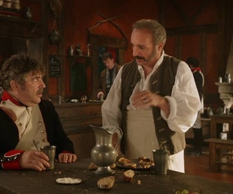 Replay La petite histoire de France - Petit malentendu / A côté / Conseil sage / Le papacte