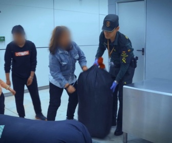 Replay Au cœur des douanes - S6E20 - Episode 20