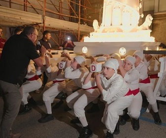 Replay Italie : la force des porteuses de Santa Rosa - ARTE Regards