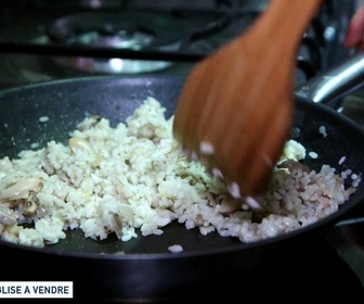 Replay Un jour, un doc week-end - Eglise à vendre