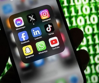 Replay Faut-il interdire les réseaux sociaux aux plus jeunes ? - ARTE Europe l'Hebdo