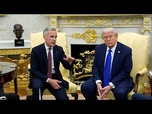 Replay Donald Trump suspend les droits de douane de 50 % sur le Canada après un accord de dernière minute