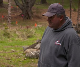 Replay Le mystère d'Oak Island : la course au trésor - S8E22 - Une porte dissimulée