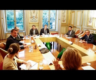 Replay Emmanuel Macron reçoit Rafael Grossi, le chef de l'AIEA, à l'Élysée