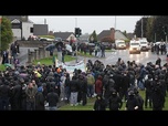 Replay Irlande du Nord : 2 000 manifestants bloquent un défilé orangiste à Portadown