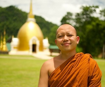 Replay ARTE Regards - Des Européens sur le chemin de Bouddha