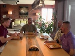Replay Tiny House Hunting - S03 E09