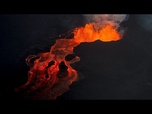 Replay Hawaï: Kilauea en éruption depuis l'an dernier, fontaines de lave à des centaines de mètres
