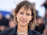 Replay 28 minutes - Mati Diop documente la restitution d'œuvres à l'Afrique