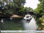 Replay Un jour, un doc week-end - À vélo, en roulotte ou en péniche : le défi des vacances itinérantes en famille (2/2)