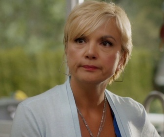 Replay Retour à Cedar Cove - S02 E09 - Point de non-retour