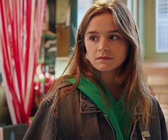 Replay Demain nous appartient du mercredi 24 décembre 2025 - Episode 2103