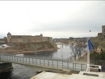 Replay Focus - En Estonie, la ville de Narva se prépare à une potentielle invasion de la Russie
