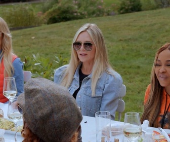 Replay The real housewives ultimate girls trip - S2 E7 - Ce n'est qu'un au revoir