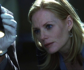 Replay Les experts - S03 E11 - Recette pour un meurtre