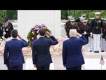Replay Memorial Day : Trump rend hommage aux soldats américains morts au combat et étrille Biden