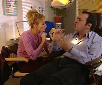 Replay Un gars, une fille - S3E48 - Chez le dentiste