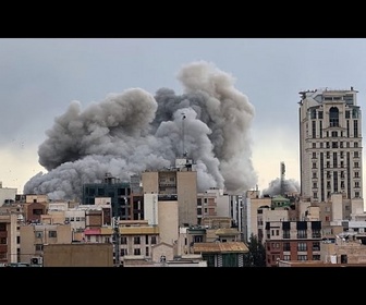 Replay Les États-Unis disent avoir détruit des navires iraniens poseurs de mines, Téhéran menace les...