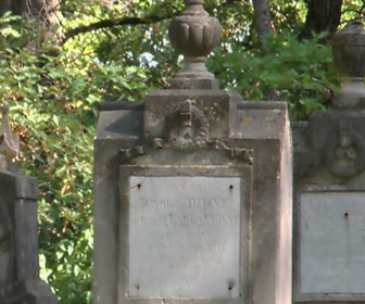 Replay Faites entrer l'accusé - S6E14 - Les profanateurs du cimetière de Carpentras