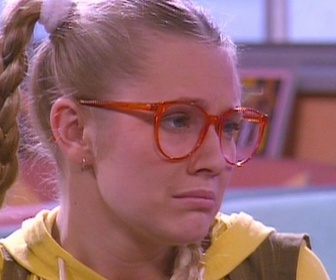 Replay Premiers baisers - S02 E04 - Casse pieds