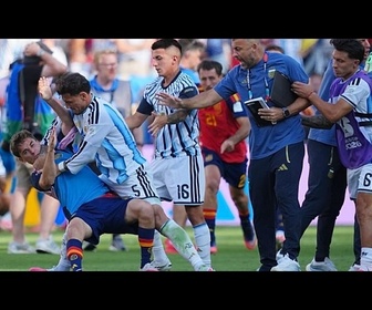 Replay La Fifa inflige à Leandro Paredes dix matches de suspension après la bagarre en finale du Mondial