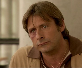 Replay Mes amis, mes amours, mes emmerdes... - S01 E002 - Comment lui dire ?