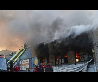 Replay Une attaque russe sur Zaporijjia détruit 100 tonnes d'aide humanitaire