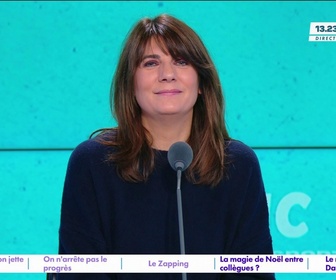 Replay Estelle Midi - Pots de fin d'année, Secret Santa.... Fêter Noël au travail : génial ou ridicule ?