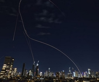 Replay ARTE Reportage - Iran : récit des premiers jours de guerre