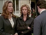 Replay Femmes de loi - S04 E01 - Les beaux quartiers