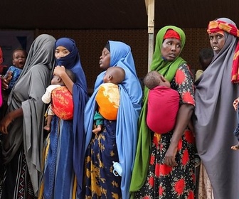 Replay 28 minutes - Dérèglement climatique : la Somalie au bord de la famine ?