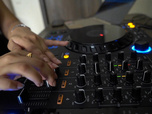 Replay Focus - Profession DJ au Pakistan : les femmes se mettent aux platines