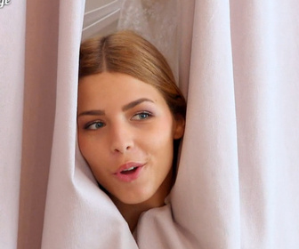 Replay Les reines du shopping - J5 : Vous vous mariez avec de la dentelle