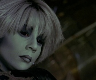 Replay Farscape - S02 E14 - La Chasse est ouverte