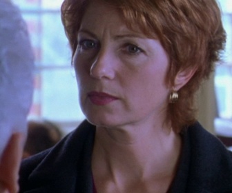 Replay Julie Lescaut - S04 E08 - Récidive