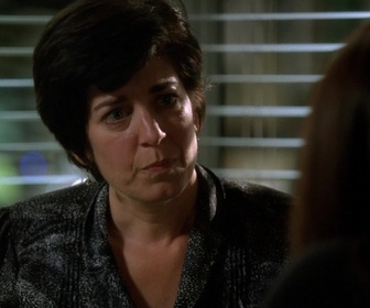 Replay Mentalist - S02 E08 - La main de John le Rouge