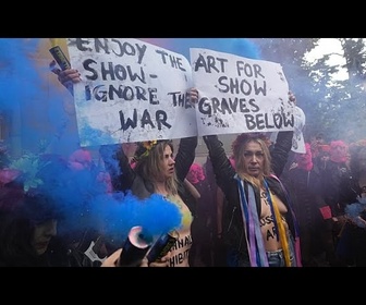 Replay Biennale de Venise : les FEMEN et les Pussy Riot dénoncent le retour de la Russie