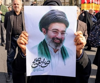 Replay L'Iran s'enfonce dans la guerre - Mojtaba Khamenei, nouveau Guide Suprême iranien