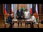Replay Manny Pacquiao entraîne le président polonais Karol Nawrocki lors d'une séance de boxe à Manille