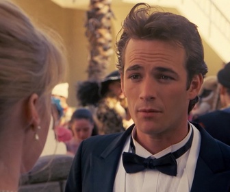 Replay Beverly Hills, 90210 - S03 E25 - Sondage de popularité