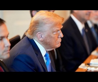 Replay Donald Trump annonce des droits de douane de 25 % sur le Japon et la Corée du Sud