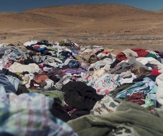 Replay Focus - Chili : les décharges de vêtements du désert d'Atacama