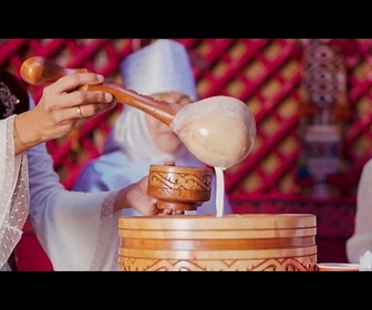 Replay Le koumis : une histoire millénaire dans une tasse de lait de jument