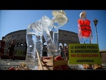 Replay Italie : des statues de glace fondantes dénoncent la canicule à Rome